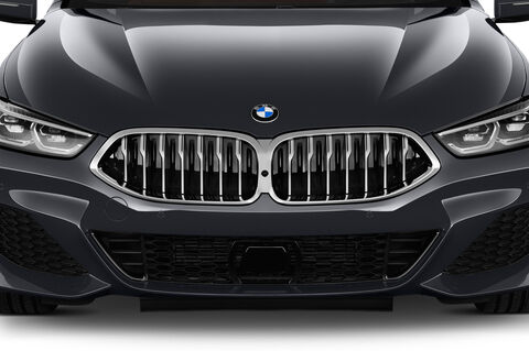 BMW 8 Series (Baujahr 2019) M Sport 2 Türen Kühlergrill und Scheinwerfer