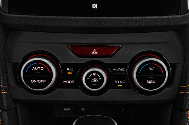 Subaru XV (Baujahr 2018) Exclusive 5 Türen Temperatur und Klimaanlage