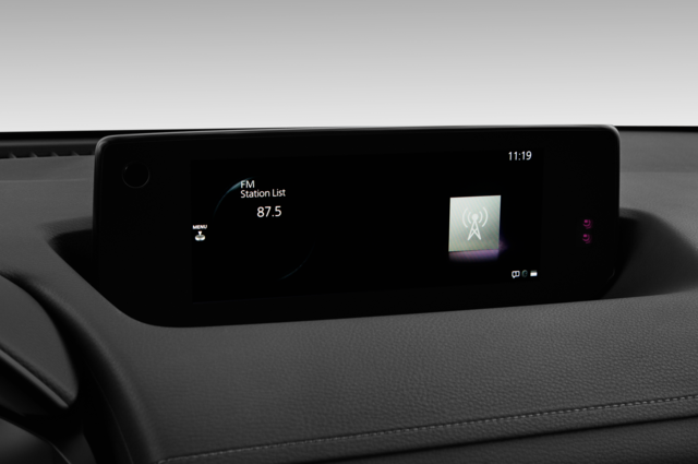 Mazda MX-30 (Baujahr 2021) First Edition package 5 Türen Radio und Infotainmentsystem