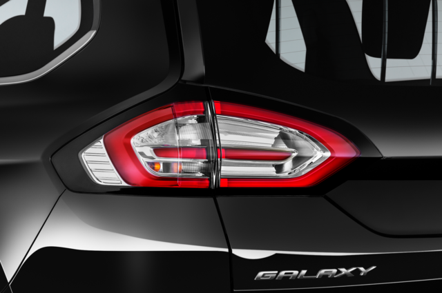Ford Galaxy (Baujahr 2021) Titanium 5 Türen Rücklicht