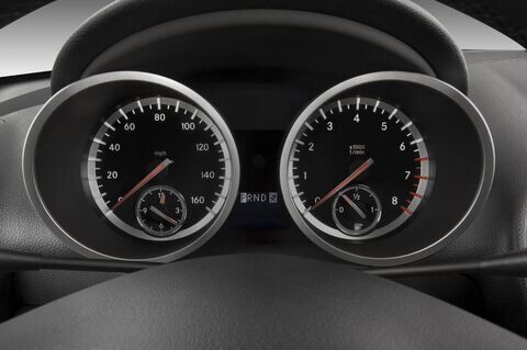 Mercedes SLK (Baujahr 2010) 300 2 Türen Tacho und Fahrerinstrumente
