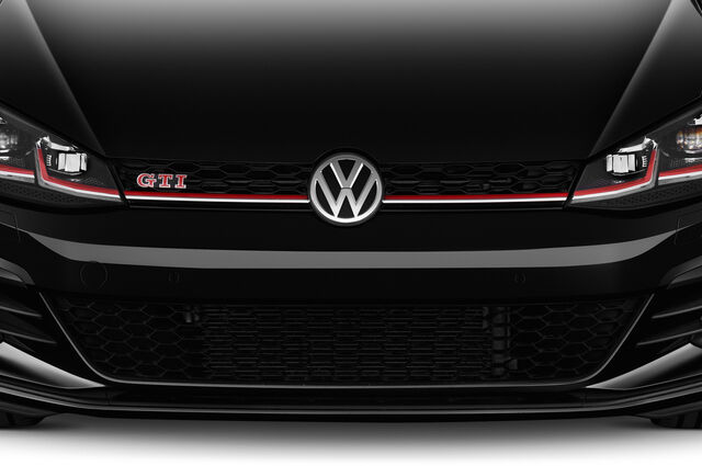 Volkswagen Golf GTI Performance (Baujahr 2018) - 5 Türen Kühlergrill und Scheinwerfer