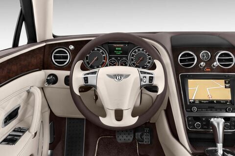 Bentley Continental Flying Spur (Baujahr 2015) - 4 Türen Lenkrad