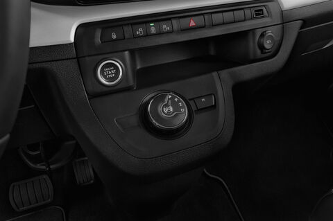 Opel Zafira Life (Baujahr 2019) Innovation 5 Türen Schalthebel