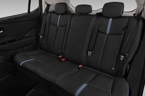 Nissan Leaf (Baujahr 2018) Tekna 5 Türen Rücksitze