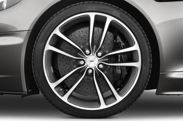 Aston Martin DBS Volante (Baujahr 2010) - 2 Türen Reifen und Felge