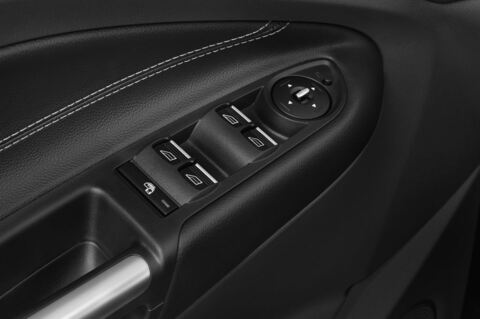 Ford Grand C-Max (Baujahr 2011) Titanium 5 Türen Bedienungselemente Tür