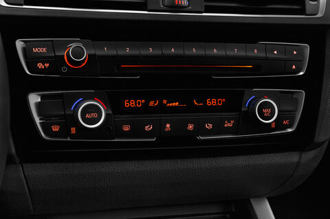 BMW 1 Series (Baujahr 2018) M Sport Ultimate 3 Türen Temperatur und Klimaanlage