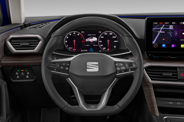 SEAT Leon (Baujahr 2020) Xcellence 5 Türen Lenkrad