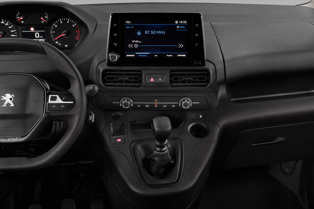 Peugeot Partner (Baujahr 2020) Premium Long 4 Türen Mittelkonsole