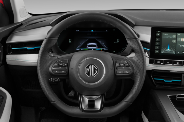 MG MG5 (Baujahr 2022) Luxury 5 Türen Lenkrad
