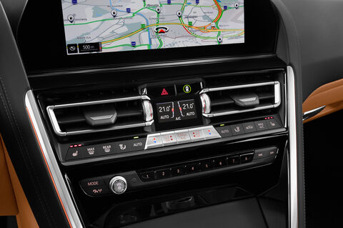 BMW 8 Series Gran Coupe (Baujahr 2019) Basis 4 Türen Temperatur und Klimaanlage