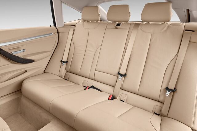 BMW 3 Series (Baujahr 2013) Luxury Line 5 Türen Rücksitze