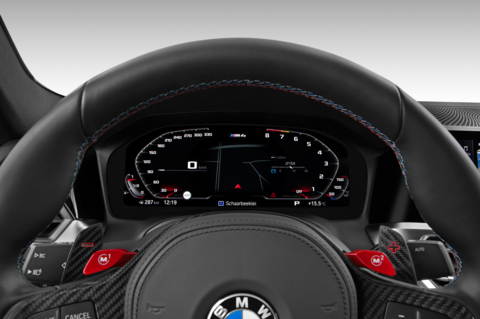 BMW M4 Coupe (Baujahr 2021) Competition 2 Türen Tacho und Fahrerinstrumente