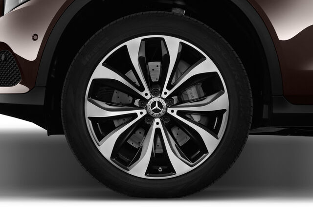 Mercedes GLC Coupe (Baujahr 2018) Standard 5 Türen Reifen und Felge