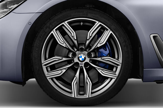 BMW 7 Series (Baujahr 2018) - 4 Türen Reifen und Felge