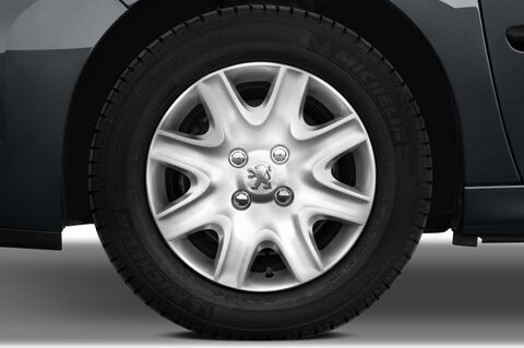 Peugeot 207 (Baujahr 2010) Filou 3 Türen Reifen und Felge