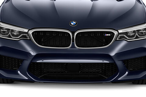 BMW M5 (Baujahr 2018) - 4 Türen Kühlergrill und Scheinwerfer