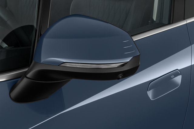 BMW 2 Series Active Tourer (Baujahr 2022) Luxury Line 5 Türen Außenspiegel