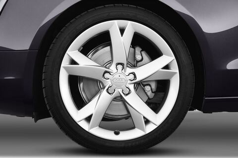 Audi A5 (Baujahr 2011) - 5 Türen Reifen und Felge