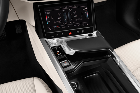 Audi e-tron (Baujahr 2019) - 5 Türen Schalthebel