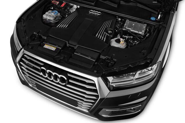 Audi Q7 e-Tron (Baujahr 2017) - 5 Türen Motor