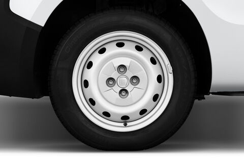FIAT Fiorino Combi (Baujahr 2018) Basis 5 Türen Reifen und Felge