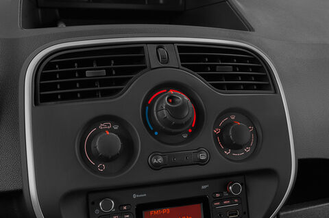 Renault Kangoo Rapid (Baujahr 2019) Extra 4 Türen Temperatur und Klimaanlage