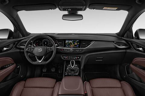 Opel Insignia Sports Tourer (Baujahr 2018) Ultimate Exclusive 5 Türen Cockpit und Innenraum