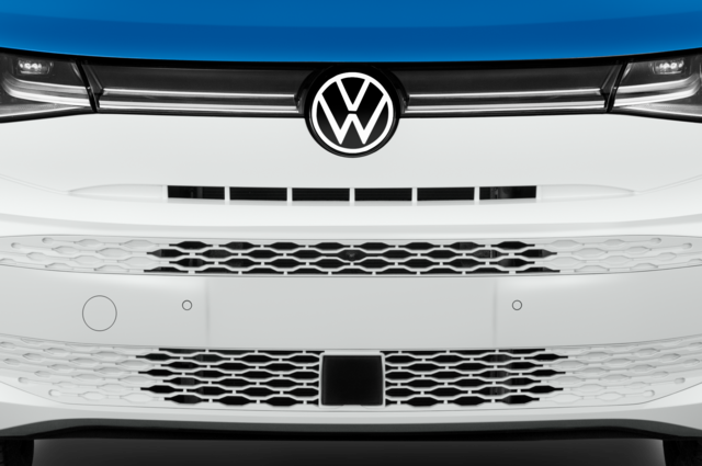 Volkswagen Multivan (Baujahr 2022) Energetic PHEV 5 Türen Kühlergrill und Scheinwerfer