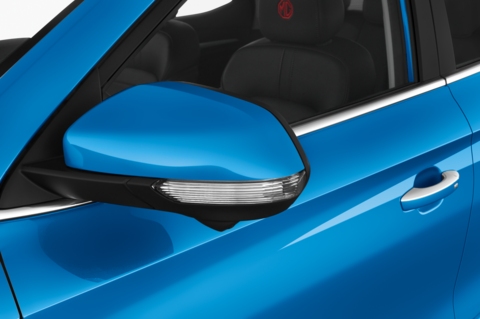 MG ZS (Baujahr 2023) Luxury 5 Türen Außenspiegel