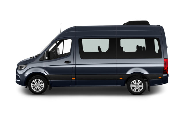 Mercedes Sprinter Tourer (Baujahr 2019) Crew 4 Türen Seitenansicht