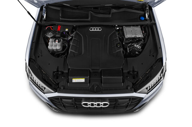 Audi Q7 (Baujahr 2020) S Line 5 Türen Motor