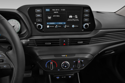 Hyundai i20 (Baujahr 2024) Select 5 Türen Mittelkonsole