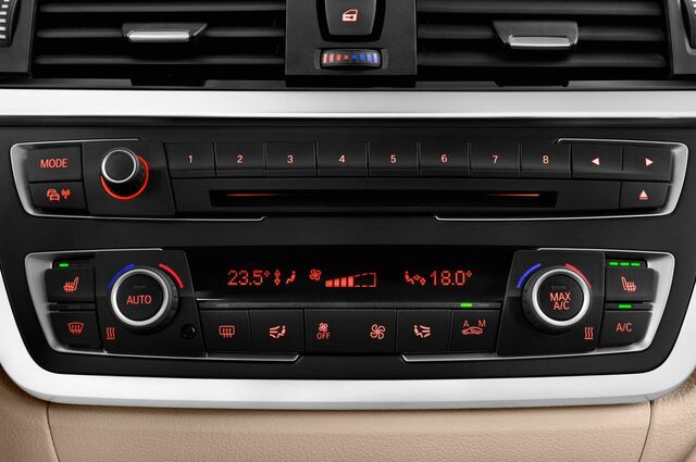 BMW 3 Series (Baujahr 2013) Luxury Line 5 Türen Temperatur und Klimaanlage