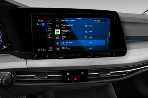 Volkswagen Golf Variant (Baujahr 2021) Life HEV 4 Türen Radio und Infotainmentsystem