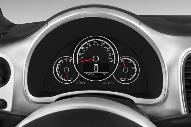 Volkswagen Beetle (Baujahr 2015) - 2 Türen Tacho und Fahrerinstrumente