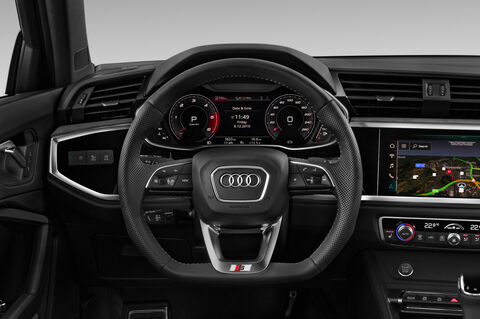 Audi Q3 Sportsback (Baujahr 2020) S Line 5 Türen Lenkrad