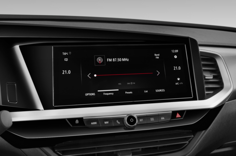 Opel Grandland (Baujahr 2022) Ultimate 5 Türen Radio und Infotainmentsystem