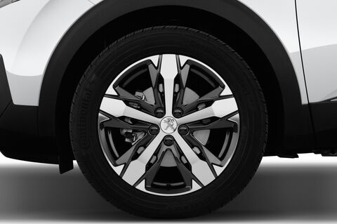 Peugeot 5008 (Baujahr 2019) Allure 5 Türen Reifen und Felge