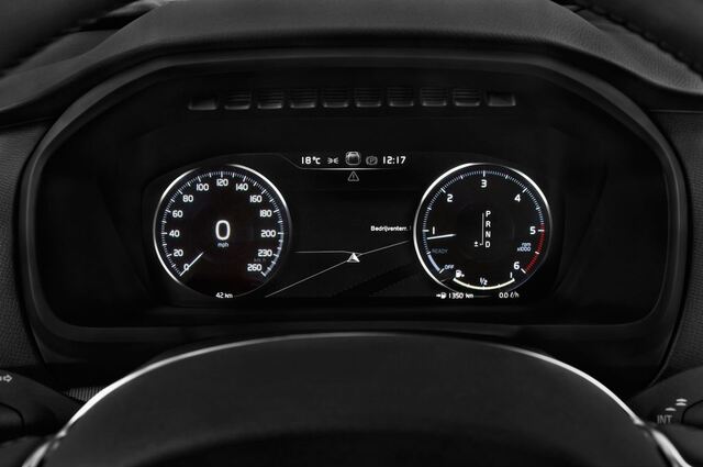 Volvo XC90 (Baujahr 2015) Inscription 5 Türen Tacho und Fahrerinstrumente