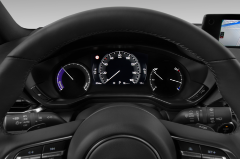 Mazda MX-30 (Baujahr 2021) First Edition package 5 Türen Tacho und Fahrerinstrumente