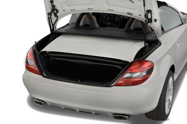 Mercedes SLK (Baujahr 2010) 300 2 Türen Kofferraum