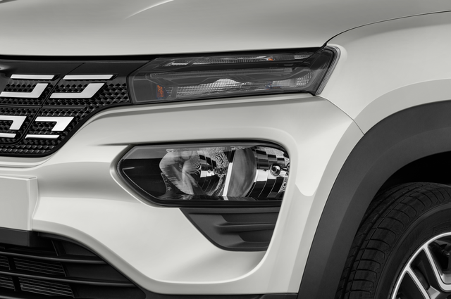 Dacia Spring (Baujahr 2021) Comfort 5 Türen Scheinwerfer