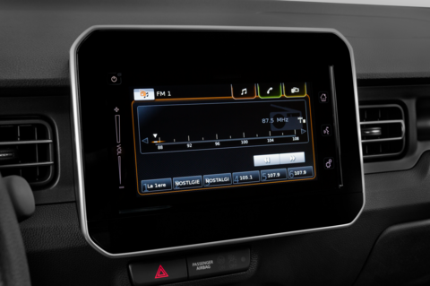 Suzuki Ignis (Baujahr 2020) Comfort 5 Türen Radio und Infotainmentsystem