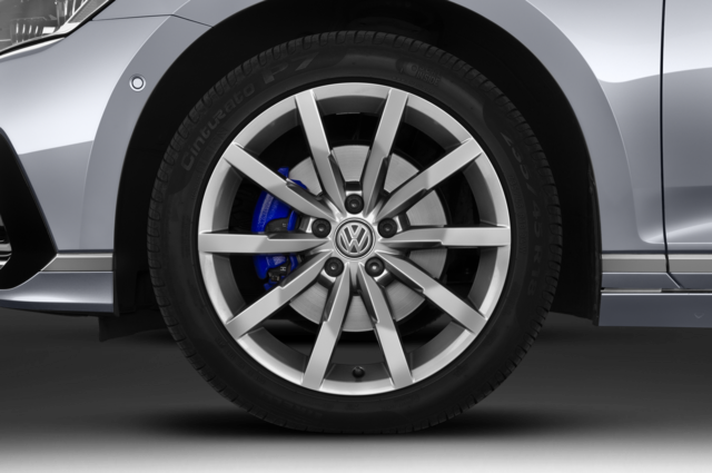 Volkswagen Passat (Baujahr 2020) GTE 5 Türen Reifen und Felge