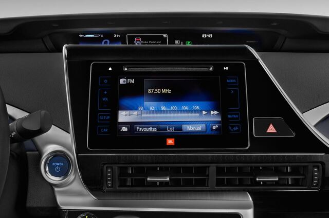 Toyota Mirai (Baujahr 2016) - 4 Türen Radio und Infotainmentsystem