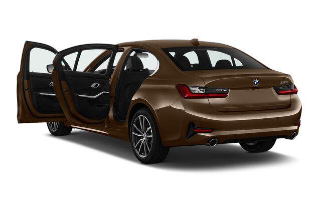 BMW 3 Series (Baujahr 2019) Sport Line 4 Türen Tür geöffnet