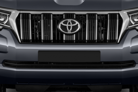 Toyota Land Cruiser 150 (Baujahr 2021) Comfort - 5 Turer 5 Türen Kühlergrill und Scheinwerfer