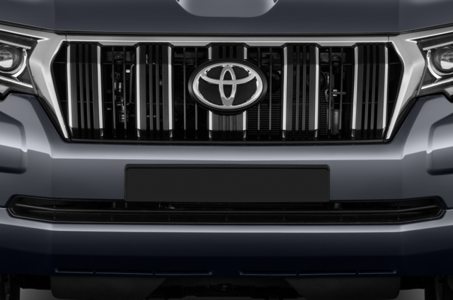 Toyota Land Cruiser 150 (Baujahr 2021) Comfort - 5 Turer 5 Türen Kühlergrill und Scheinwerfer